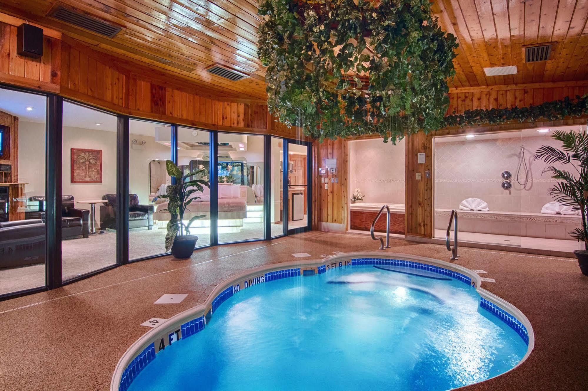 Sybaris Pool Suites - Indianapolis Esterno foto