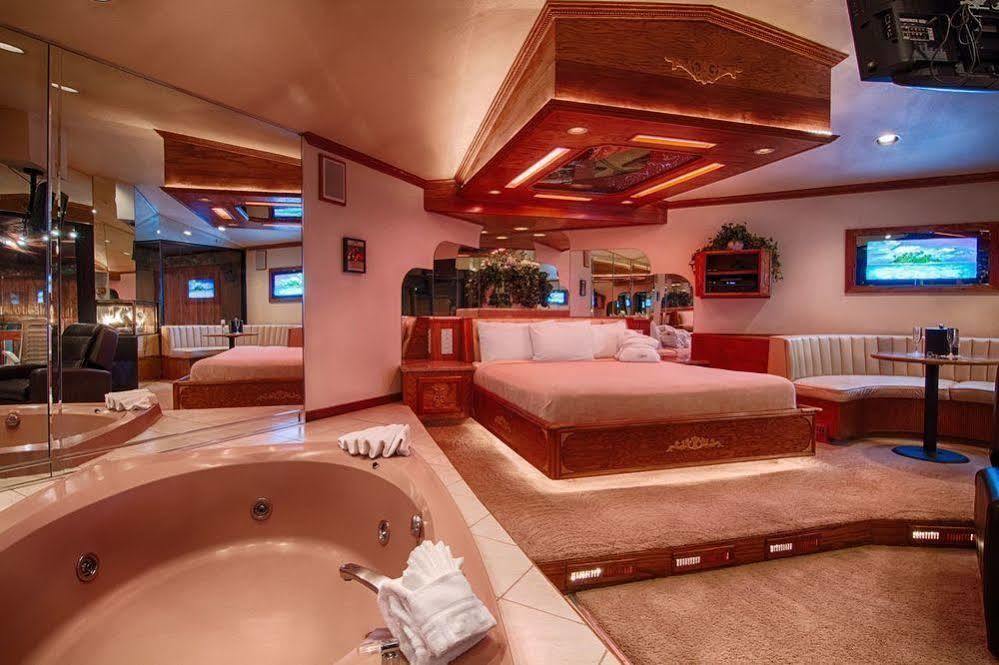 Sybaris Pool Suites - Indianapolis Esterno foto